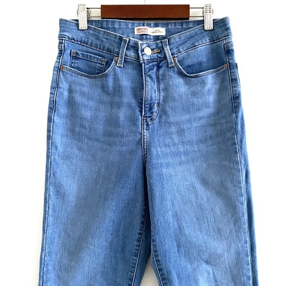 Levi Strauss Signature Shaping High Rise Straight Jeans - Picture 3 of 16